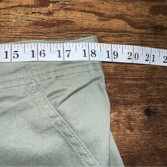 Abercrombie & Fitch Relaxed Cargo Fit Pant Size 16 Women’s Utility Cotton Green - Picture 11 of 14
